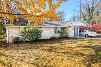 Building Photo - 314 S Arbutus Dr
