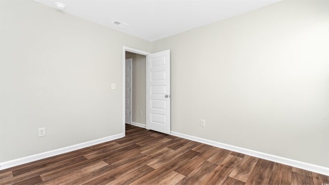 Building Photo - 1206 Willow Oaks Wy