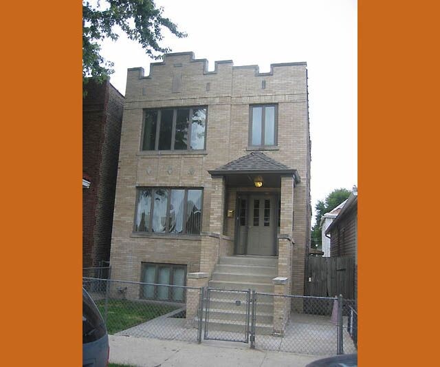 Building Photo - 832 W 34th Pl