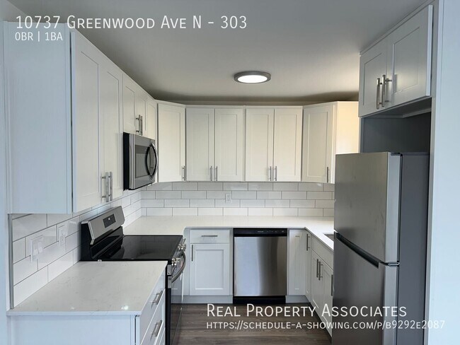 Building Photo - 10737 Greenwood Ave N