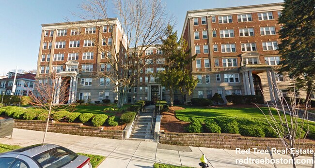 Building Photo - 1810 Commonwealth Ave
