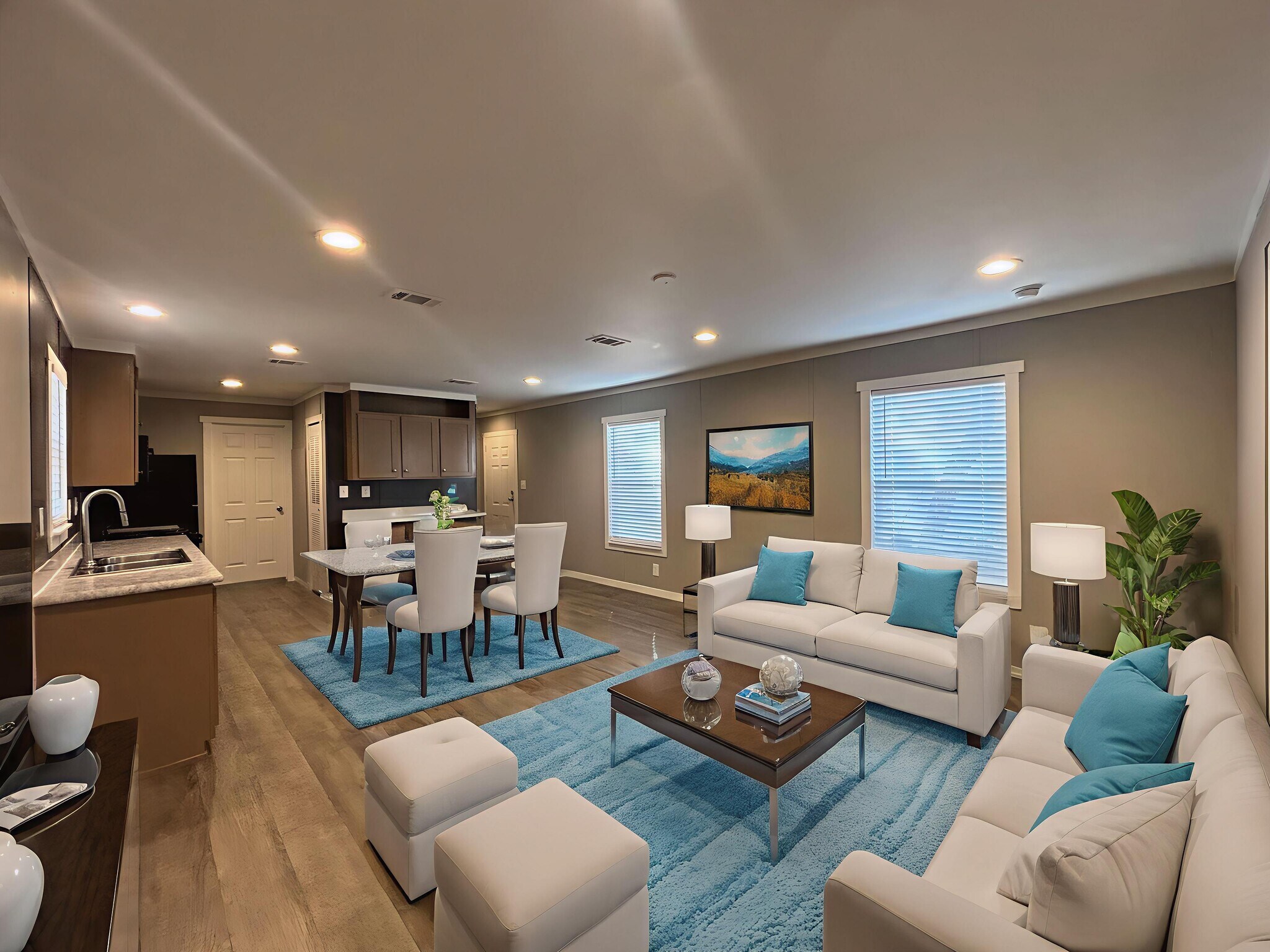 Building Photo - 116 E Semands St