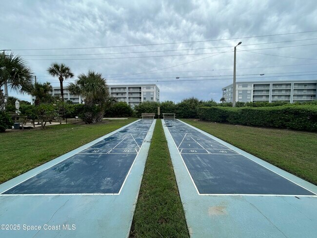 Building Photo - 55 Sea Park Blvd