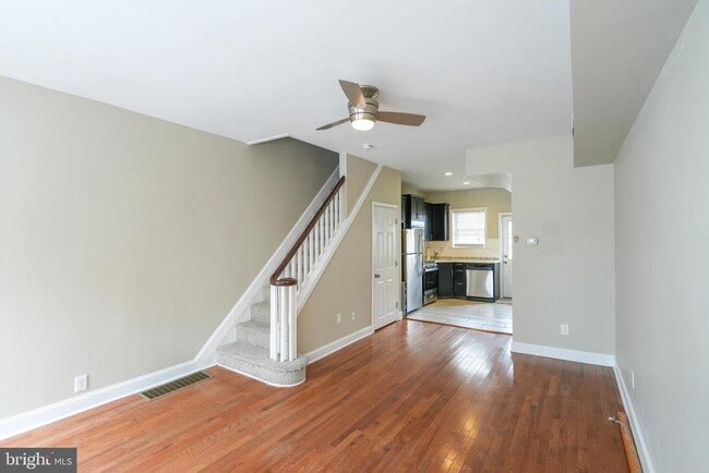 Building Photo - 137 Durfor St