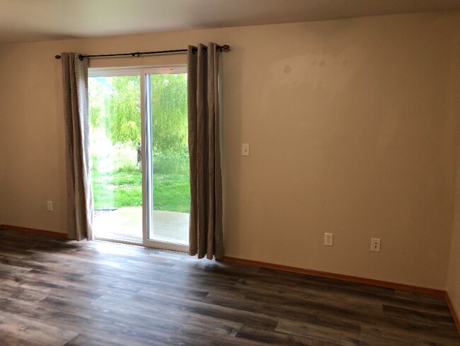 Building Photo - 60 Dayspring Loop