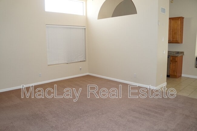 Building Photo - 240 S Laveen Dr