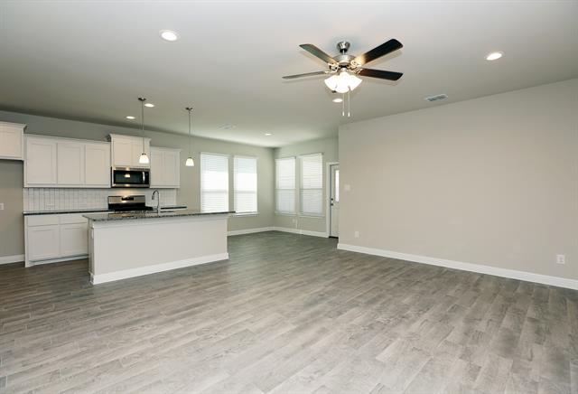 Building Photo - 708 Castlebar Ct