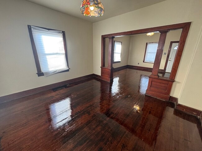 Building Photo - 17 Crawford-