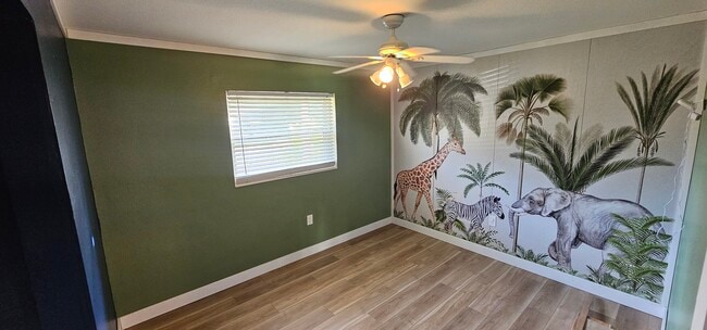 Building Photo - 370 Hunt Dr