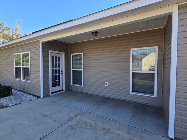 Building Photo - 306 Brickyard Creek Ct