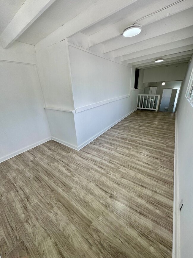 Building Photo - 1727 Mahani Loop