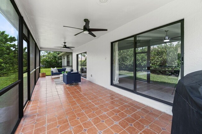 Building Photo - 11371 Torchwood Ct