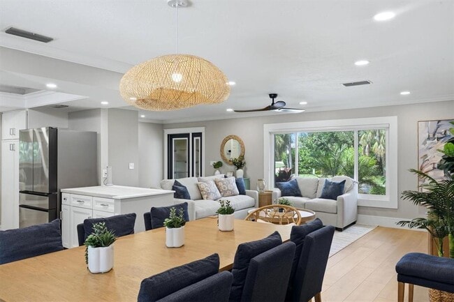 Building Photo - 5159 Oakmont Pl