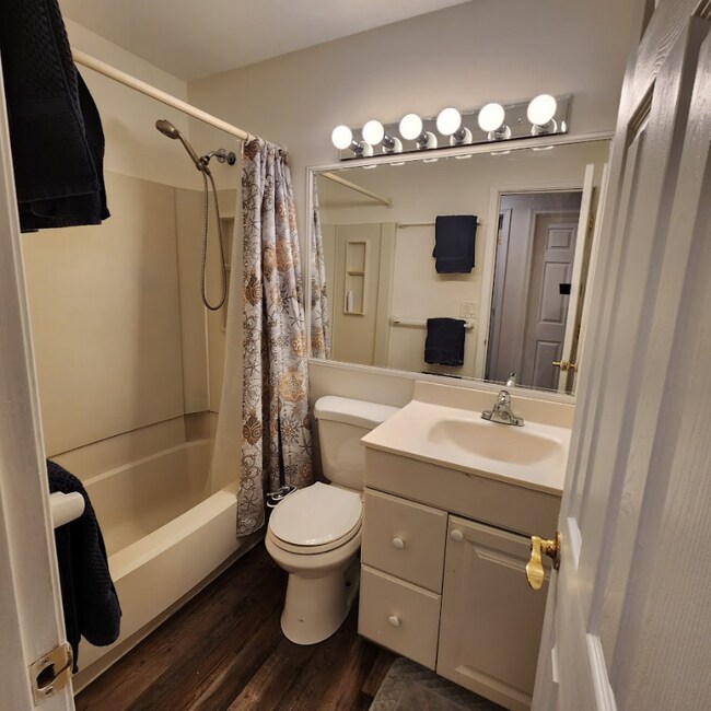 Building Photo - 1108 Riverboat Ct