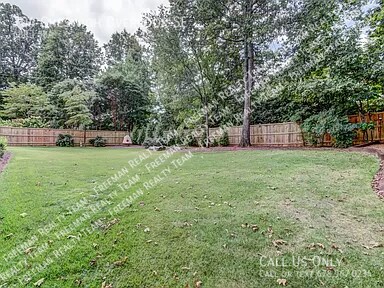 Building Photo - 704 Cheswich Overlook SE