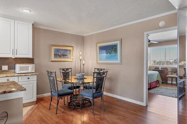 Building Photo - 761 John Ringling Blvd