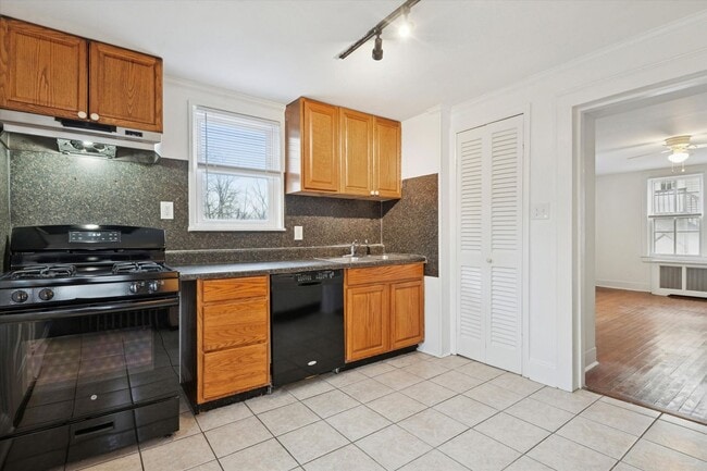 Building Photo - Updated single-family home in the heart of Kennett Borough—bright, spacious, and walkable to ever...