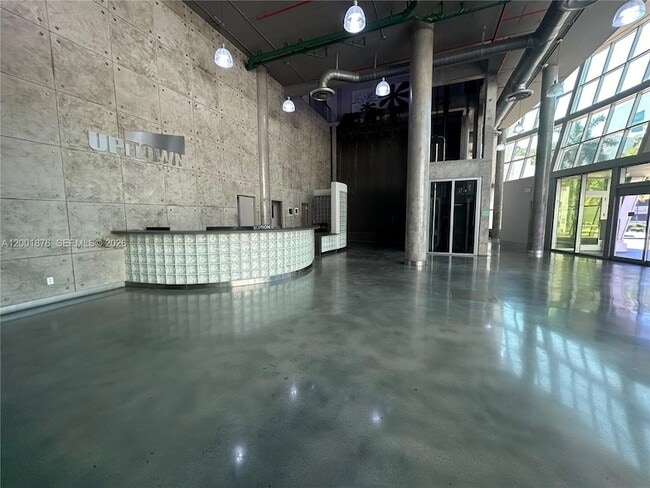 Building Photo - 3029 NE 188th St