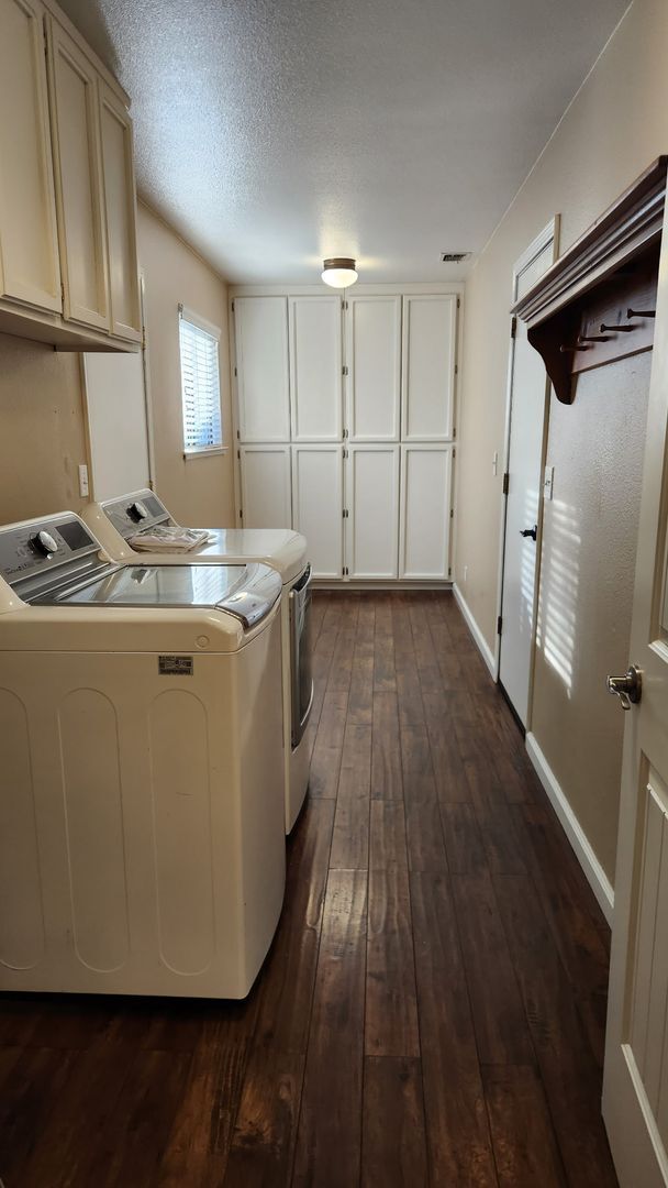 Building Photo - Single story home near the Sierra College campus!