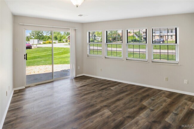 Building Photo - 111 Shirley Ridge Dr