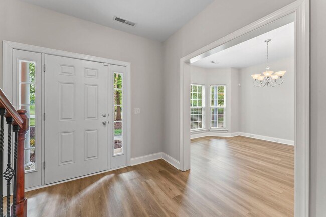 Building Photo - Spacious Townhome in Siegel School Zone – 2 Private Suites & Open Floor Plan!