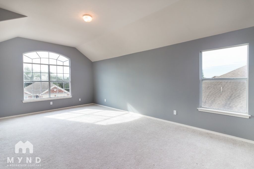 Building Photo - 26811 Spiral Canyon