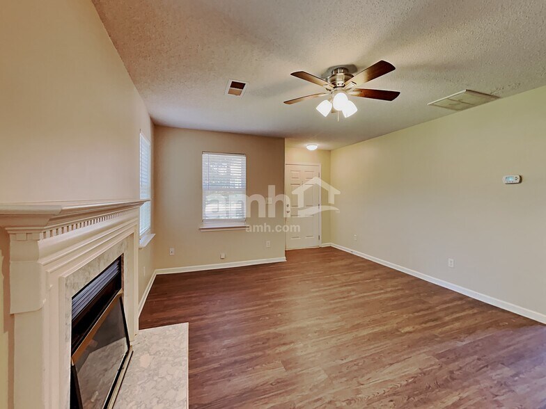 Building Photo - 5908 Redding Rd
