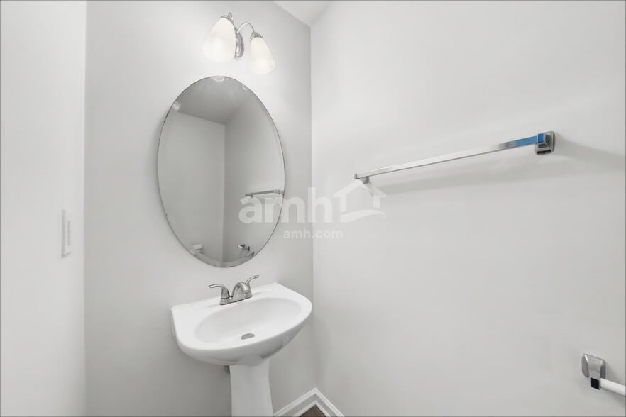 Building Photo - 3312 Asgar Ct
