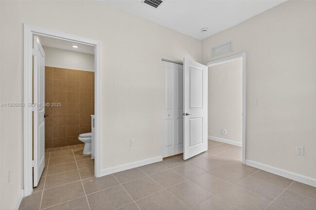 Building Photo - 13835 SW 261st Terrace