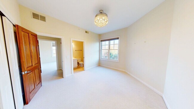 Building Photo - 5745 Newbank Cir