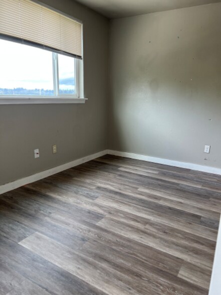 Building Photo - 316 Cline Ave