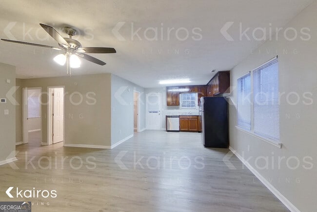 Building Photo - 100 Deer Pkwy