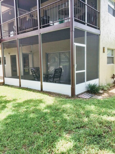 Screen porch off kitchen - 3124 US HWY 441 SE