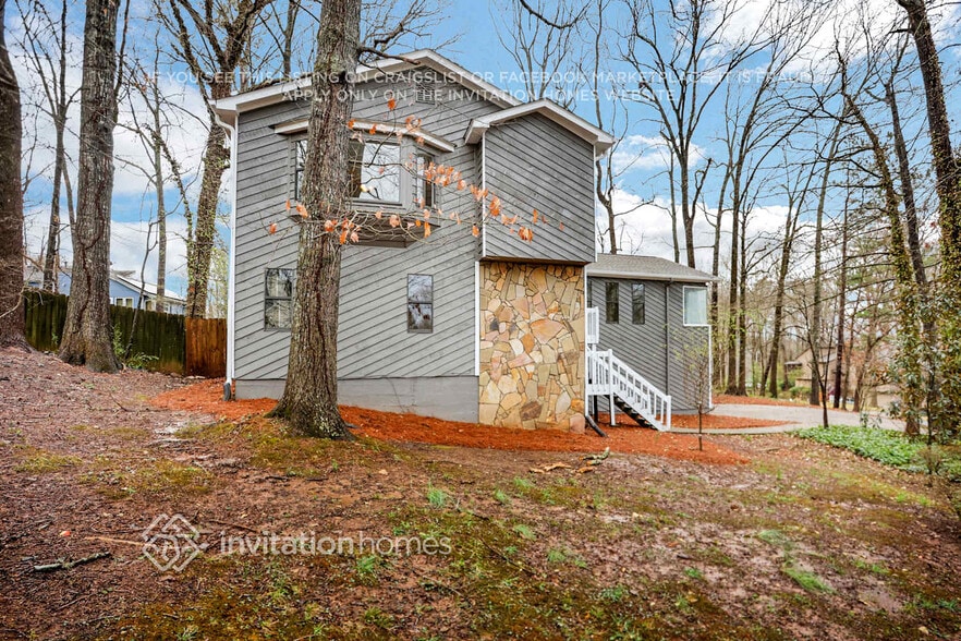 Building Photo - 1790 Blackwillow Dr