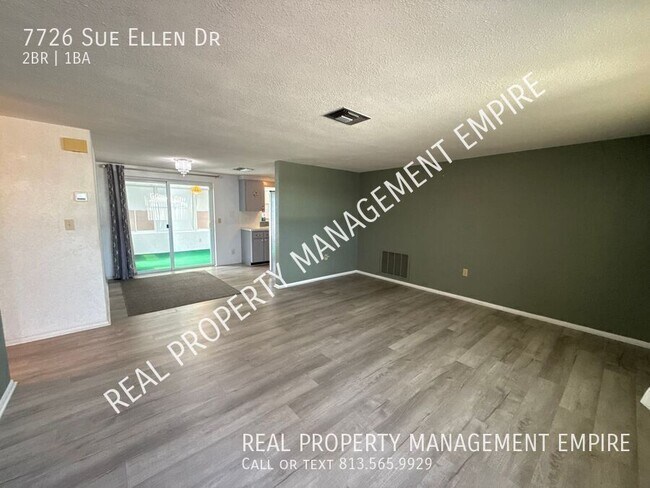 Building Photo - 7726 Sue Ellen Dr