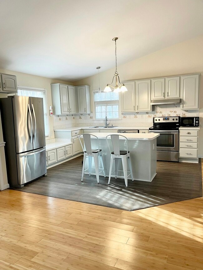 Building Photo - 3120 Creedon Dr