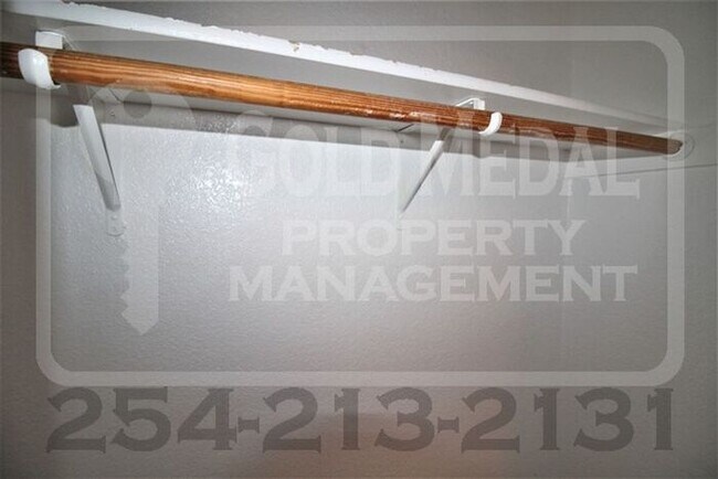 Building Photo - 4205 Alan Kent Dr