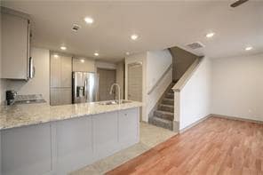 Building Photo - 3414 Glen Rd