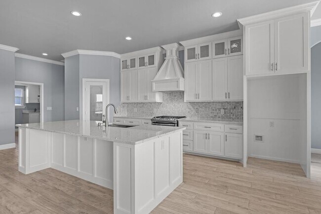 Building Photo - 16110 Red Deer Ave