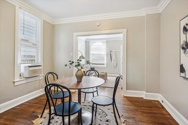 Building Photo - Charming 1 bed/1bath in The Highland - Great Location!