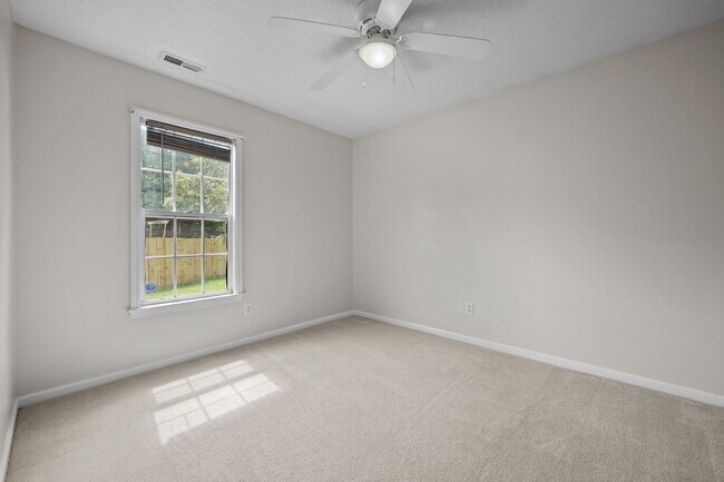 Building Photo - Welcome to Jumping Run Creek!