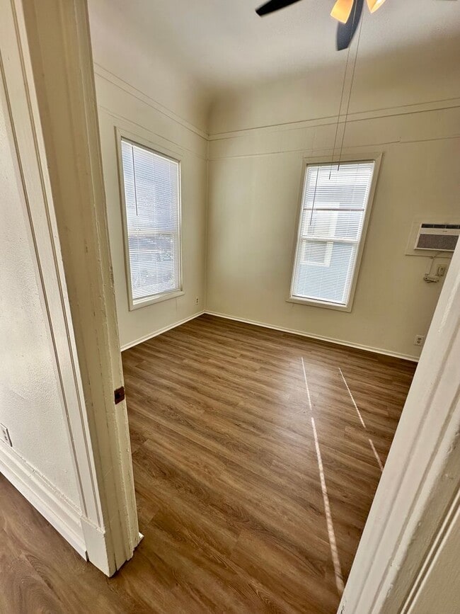 Building Photo - Reserve Now for June 2026! Great House in Downtown Chico