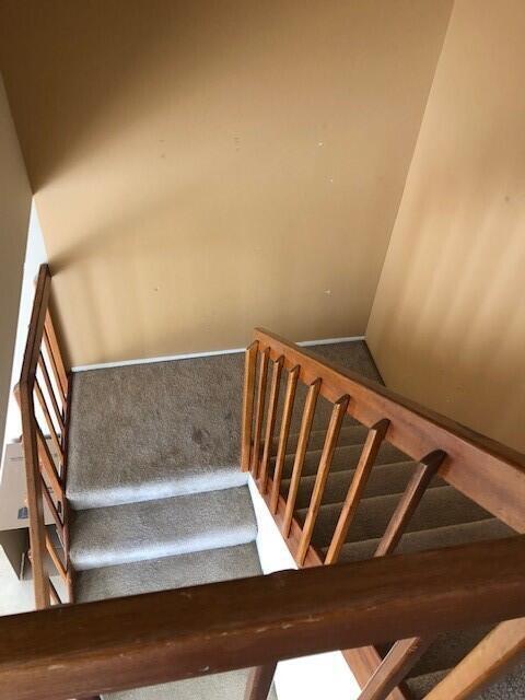 Building Photo - 5972 SE Riverboat Dr