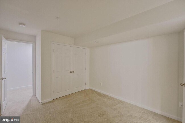Building Photo - 3461 Eagle Ridge Dr