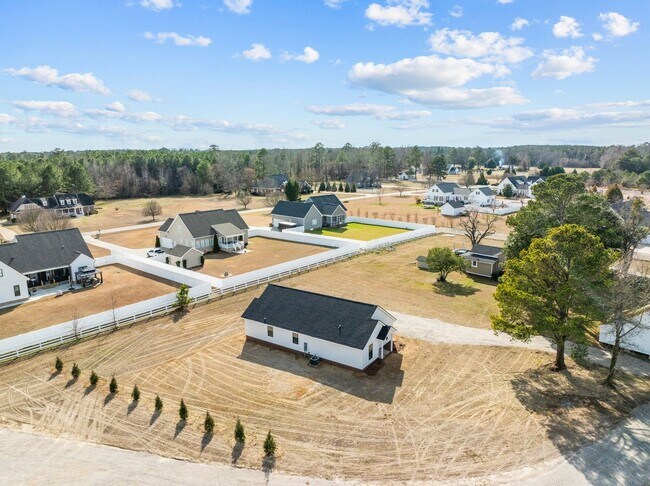 Building Photo - New Construction!