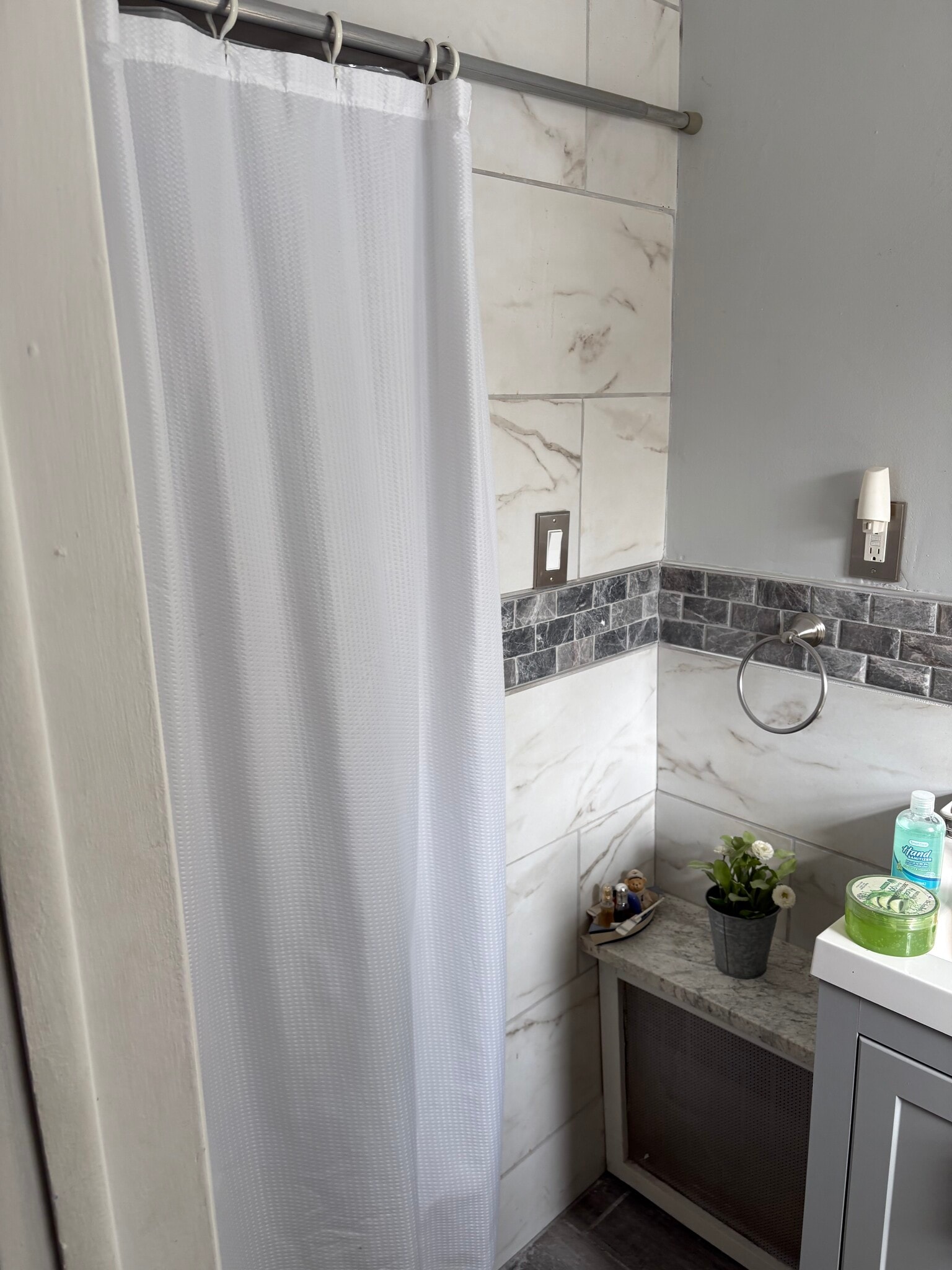 Building Photo - 1101 Forest Dr