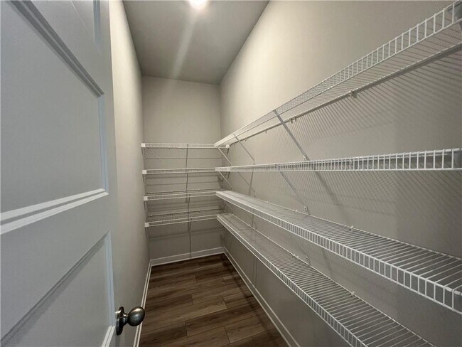 Building Photo - 150 Cruce Lake Ct