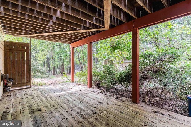 Building Photo - 4018 Lake Glen Rd