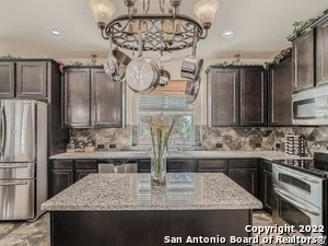 Building Photo - 1802 Laivita Mist