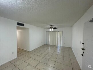 Building Photo - 7411 SW 152nd Ave